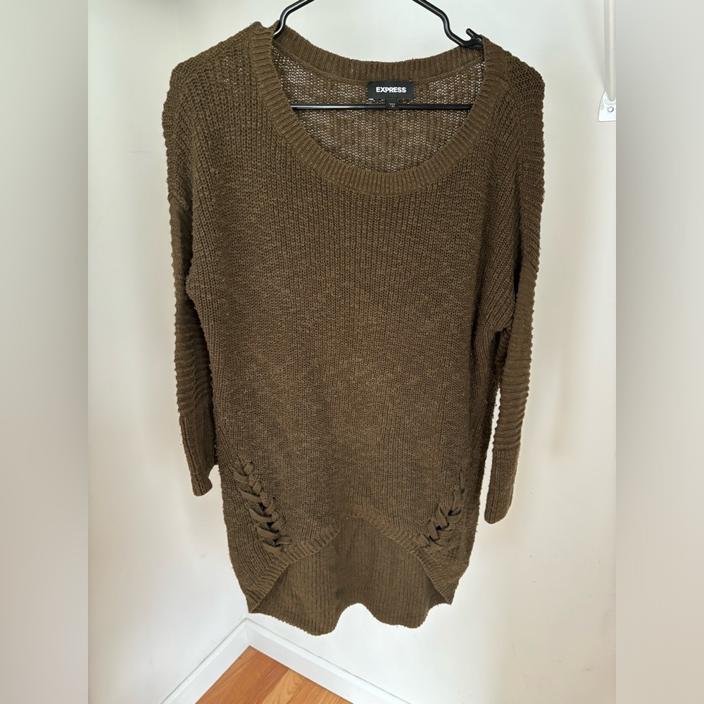 Chunky olive green sweater